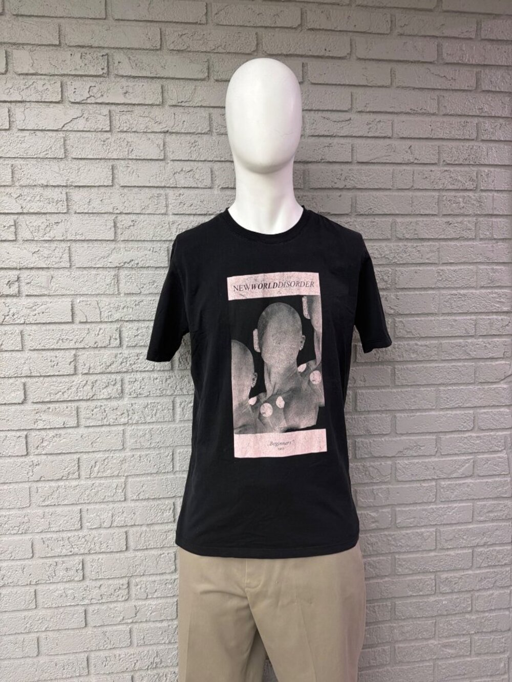 Hugo Boss Black Short Sleeve New World Disorder Graphic T-Shirt Size L